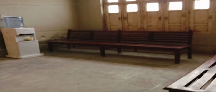 Female waiting area, Family Court building, Kandhkot